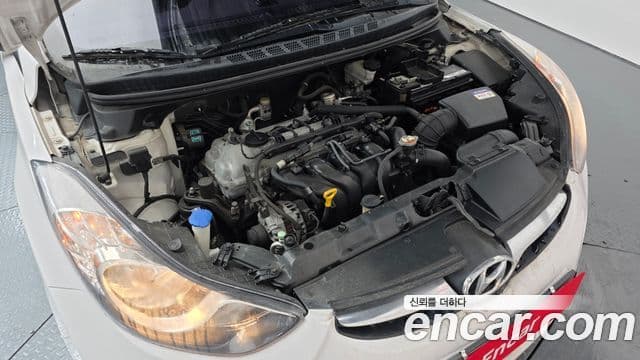 Hyundai Avante MD Premier, 2012 6