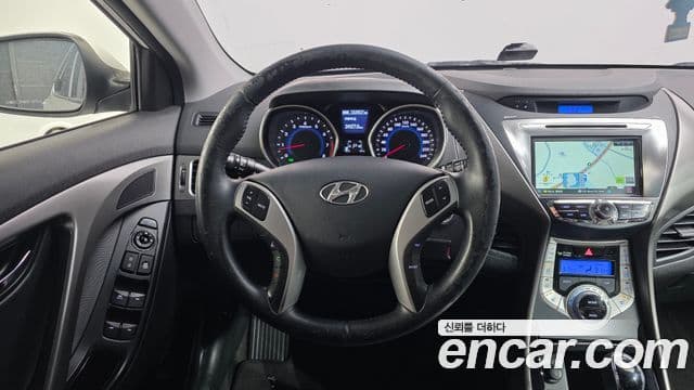 Hyundai Avante MD Premier, 2012 14