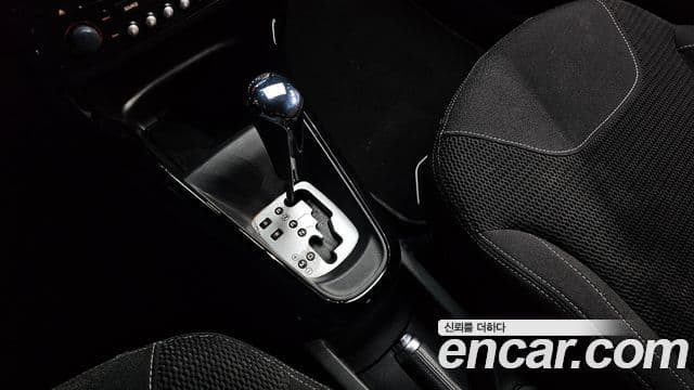 Ситроен / DS DS3 1.6 VTI So Chic, 2013 9