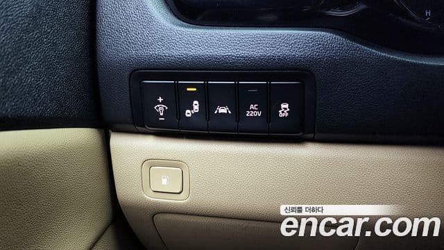 Kia All New Carnival Noblesse, 2017 8