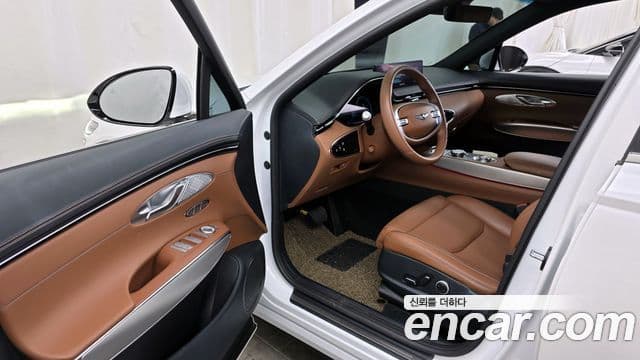 Genesis GV70, 2024 10