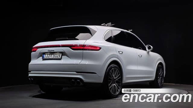 Porsche Cayenne (PO536), 2021 2