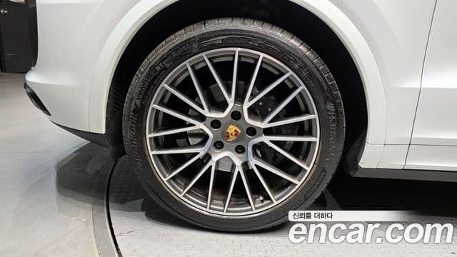 Porsche Cayenne (PO536), 2021 все фото