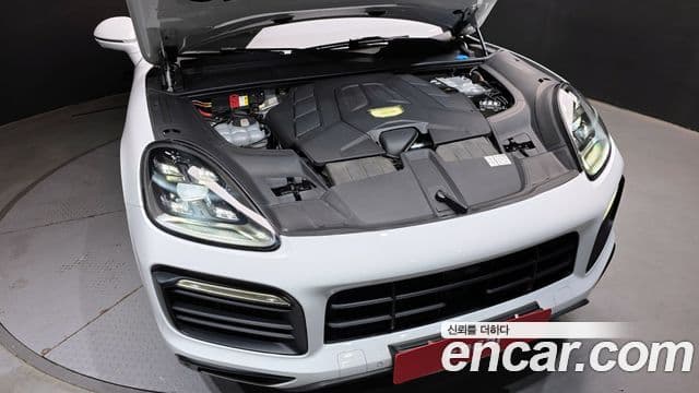 Porsche Cayenne (PO536), 2021 6