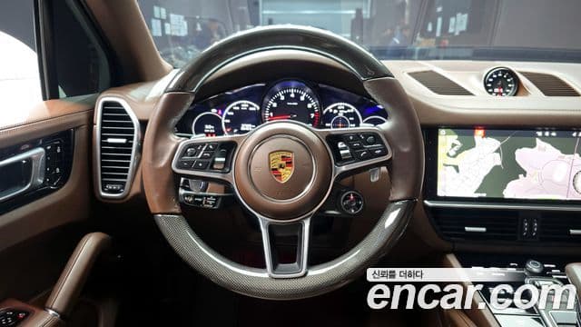 Porsche Cayenne (PO536), 2021 14