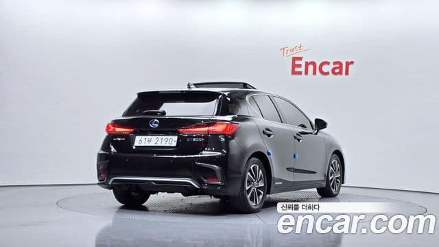 Lexus CT200h ZWA10, 2018 2