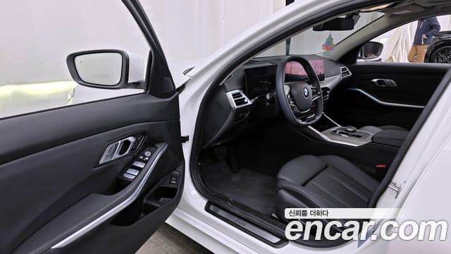 BMW 3시리즈 (G20) 320i Туринг (Touring), 2025 10
