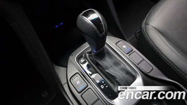 Hyundai Santa Fe DM Premium, 2015 9