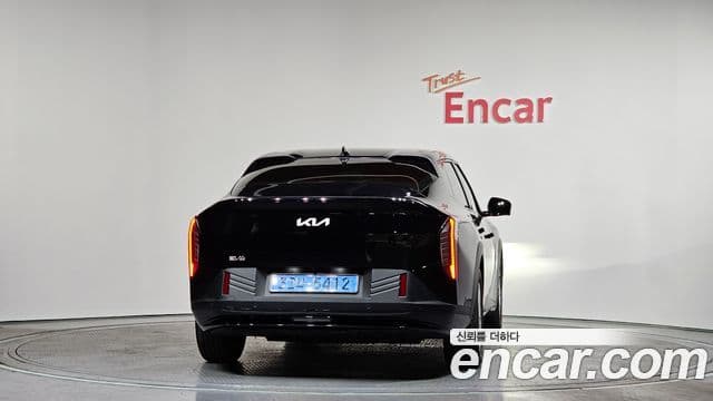 Kia EV4 Earth, 2026 4