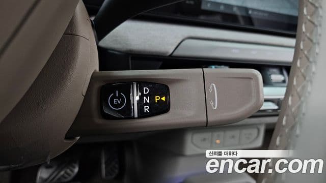 Kia EV4 Earth, 2026 9