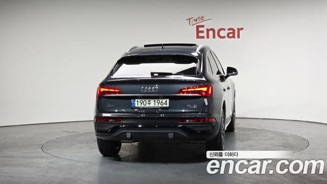 Audi Q5 (FY) 40 TDI Quattro Sportback, 2021 4