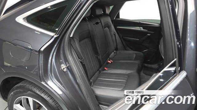 Audi Q5 (FY) 40 TDI Quattro Sportback, 2021 11
