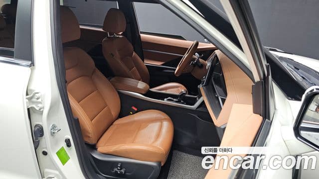 KG모빌리티(SsangYong) Torres T7, 2024 11