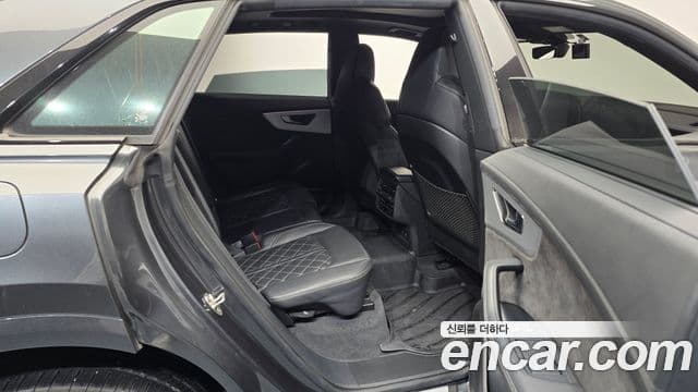 Audi Q8 (4M) Premium, 2021 9