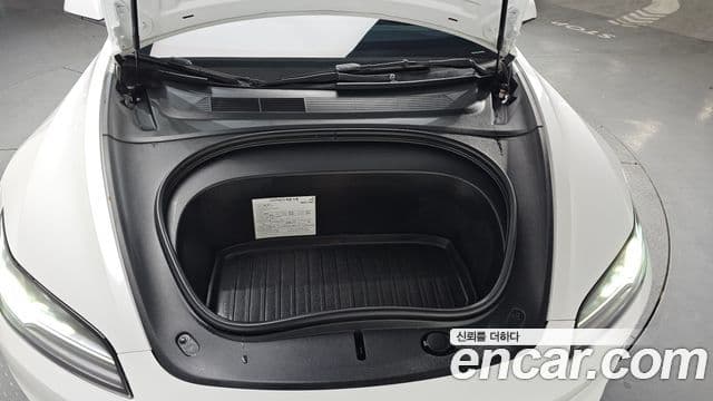 Tesla модель 3, 2024 6