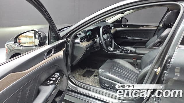 Kia K5 3세대 Signature, 2020 10