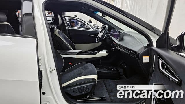 Kia EV6 GT Line, 2022 11