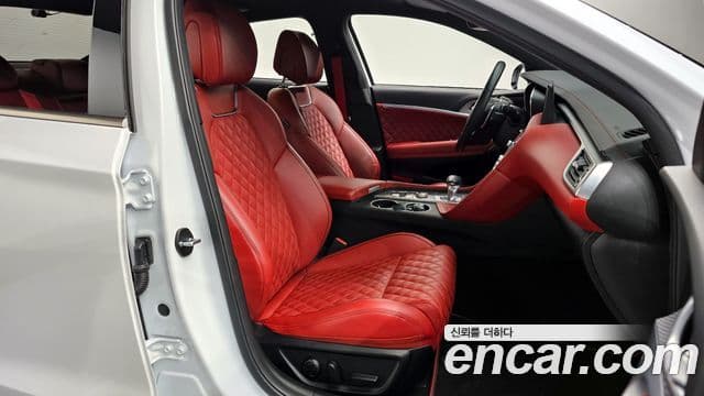 Genesis The / новый New G70, 2023 10