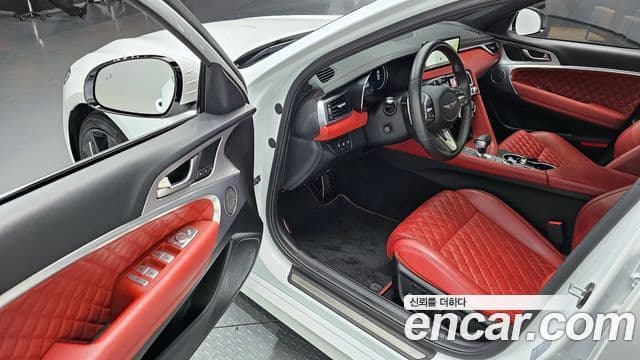 Genesis The / новый New G70, 2023 11