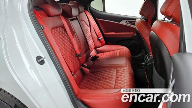 Genesis The / новый New G70, 2023 12