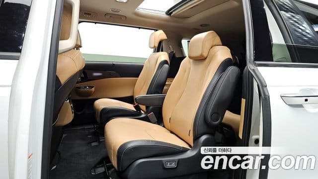 Kia Carnival 4세대 Signature, 2022 12