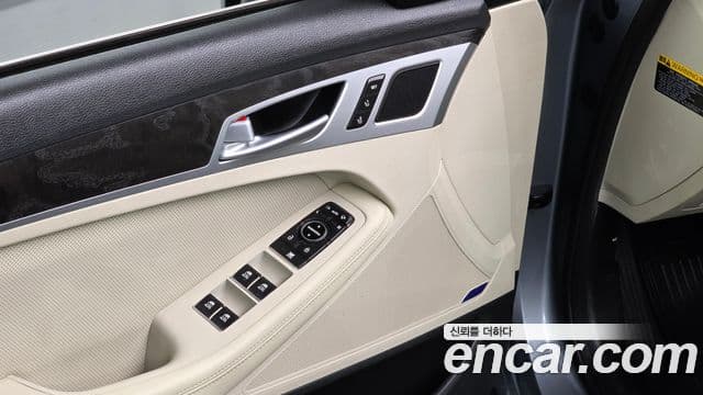 Hyundai Genesis DH 3.8 AWD экспортная версия, 2015 17