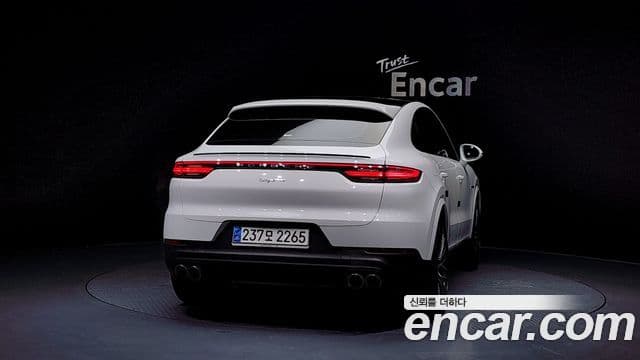 Porsche Cayenne (PO536) 3.0 купе, 2023 4