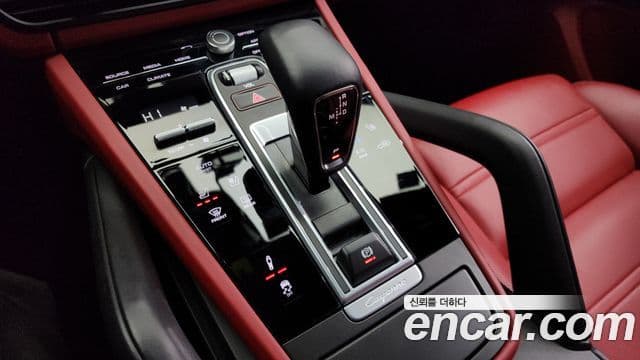 Porsche Cayenne (PO536) 3.0 купе, 2023 9