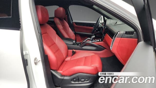Porsche Cayenne (PO536) 3.0 купе, 2023 11