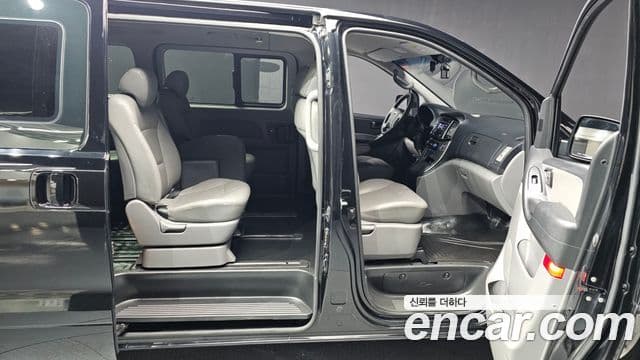 Hyundai The / новый New Grand Starex Modern, 2021 11