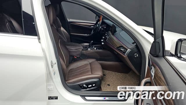 BMW 5시리즈 (G30) 520d xDrive M Sport Plus, 2019 11