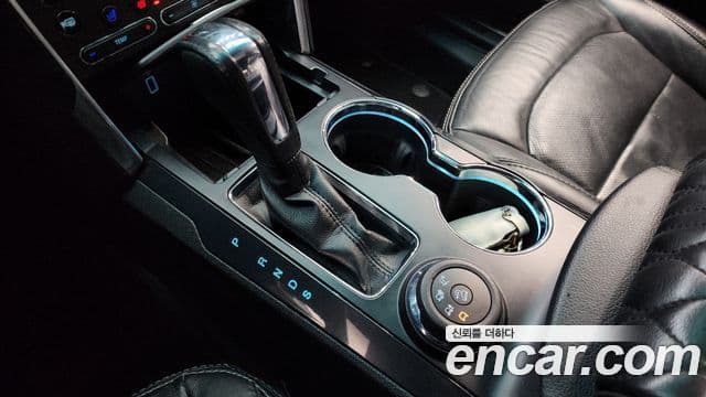 Ford Explorer 5세대, 2017 16