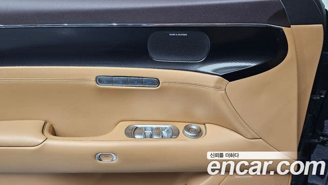 Genesis G90 (RS4) бензин 3.5 турбо AWD, 2023 18