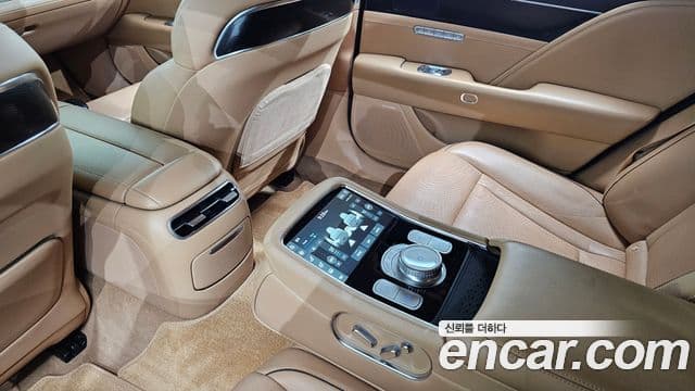 Genesis G90 (RS4) бензин 3.5 турбо AWD, 2023 11