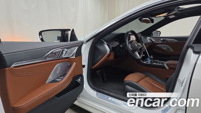 BMW 8시리즈 (G15) M850i xDrive Gran Coupe, 2024 10