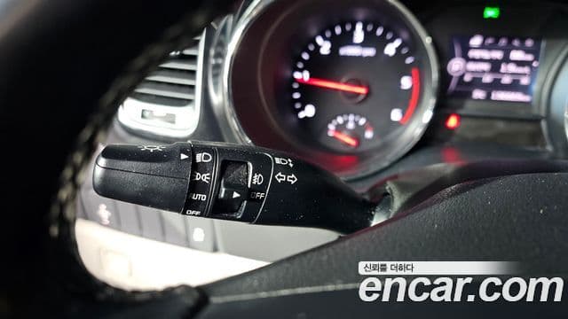 Kia All New Carnival VIP, 2016 17