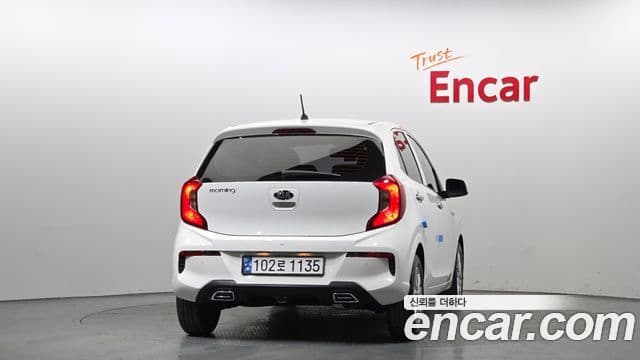 Kia Morning Urban (JA) Signature, 2021 4