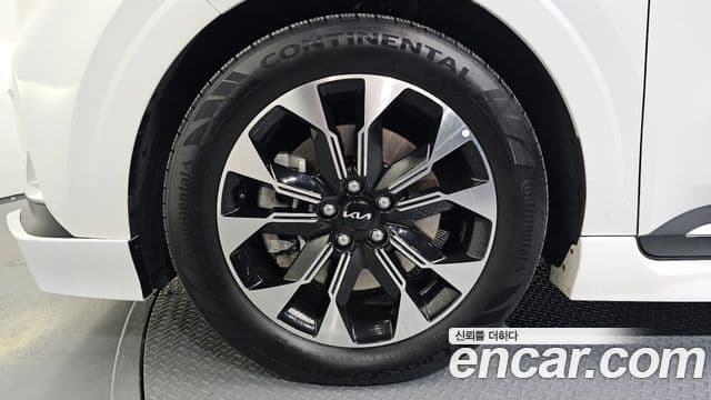 Kia Carnival 4세대 бензин 9인승 High Limousine(компания по спецнадстройкам), 2023 все фото