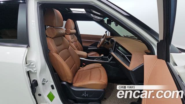 KG모빌리티(SsangYong) Torres T7, 2023 11