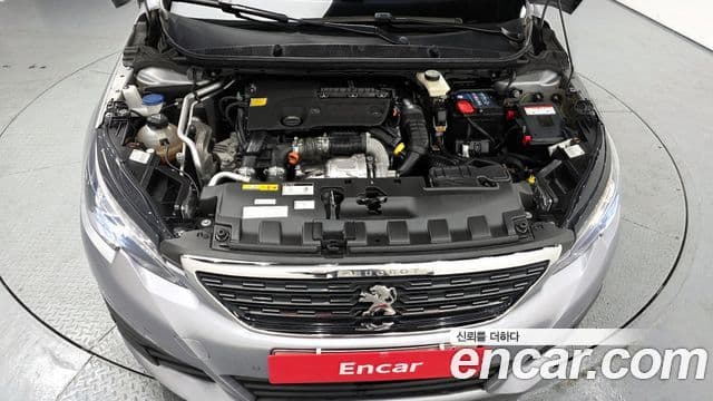 Peugeot 308 2세대 1.6 BlueHDi Allure, 2019 3