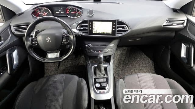 Peugeot 308 2세대 1.6 BlueHDi Allure, 2019 7
