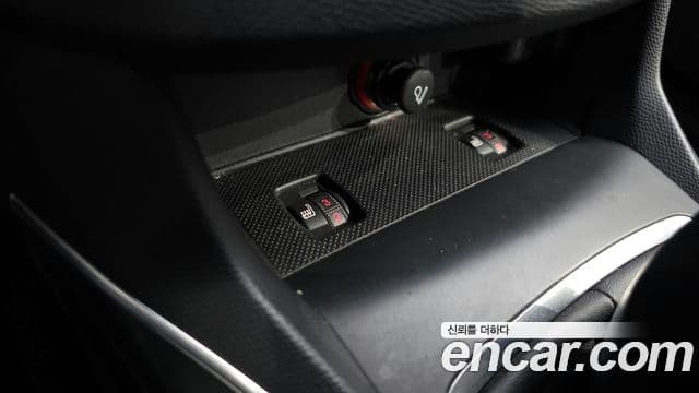 Peugeot 308 2세대 1.6 BlueHDi Allure, 2019 11