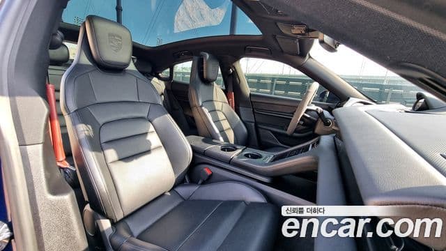 Porsche 타이칸 4S, 2021 13