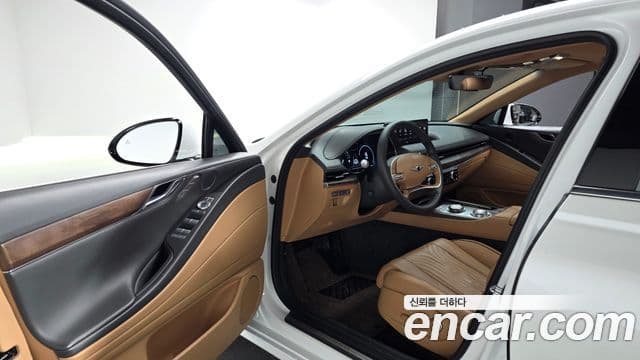 Genesis G80 (RG3) бензин 3.5 турбо AWD, 2024 11