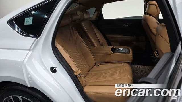 Genesis G80 (RG3) бензин 3.5 турбо AWD, 2024 12