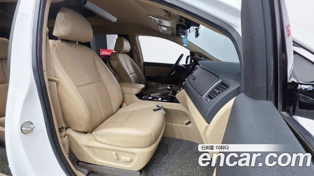 Kia The / новый New Carnival Noblesse Special, 2020 10