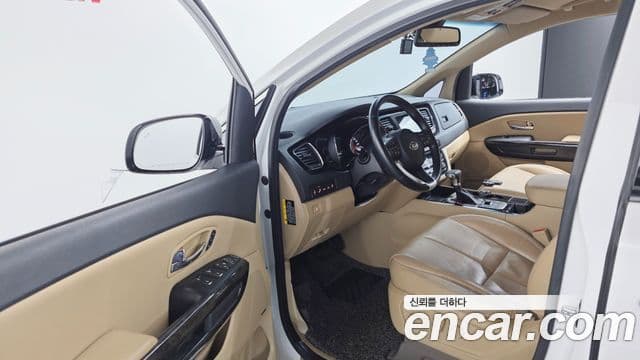 Kia The / новый New Carnival Noblesse Special, 2020 11