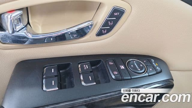 Kia The / новый New Carnival Noblesse Special, 2020 12