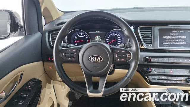 Kia The / новый New Carnival Noblesse Special, 2020 13