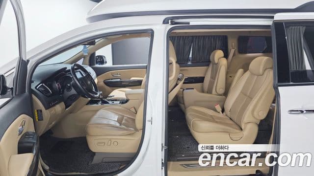 Kia The / новый New Carnival Noblesse Special, 2020 16